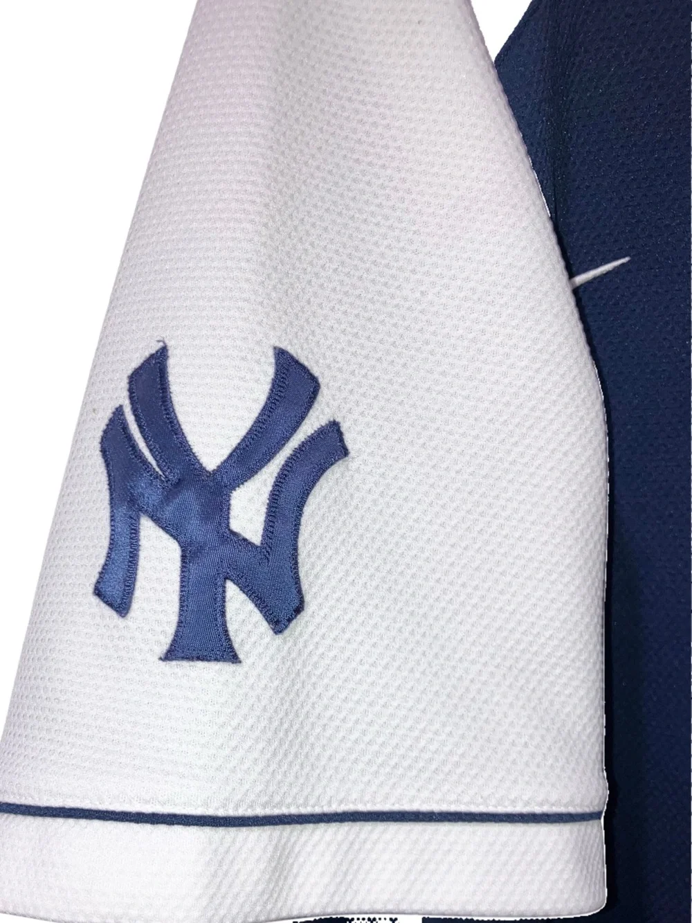 Nike New York Yankees MLB Team Genuine Merchandise Stitched Jersey Men Medium